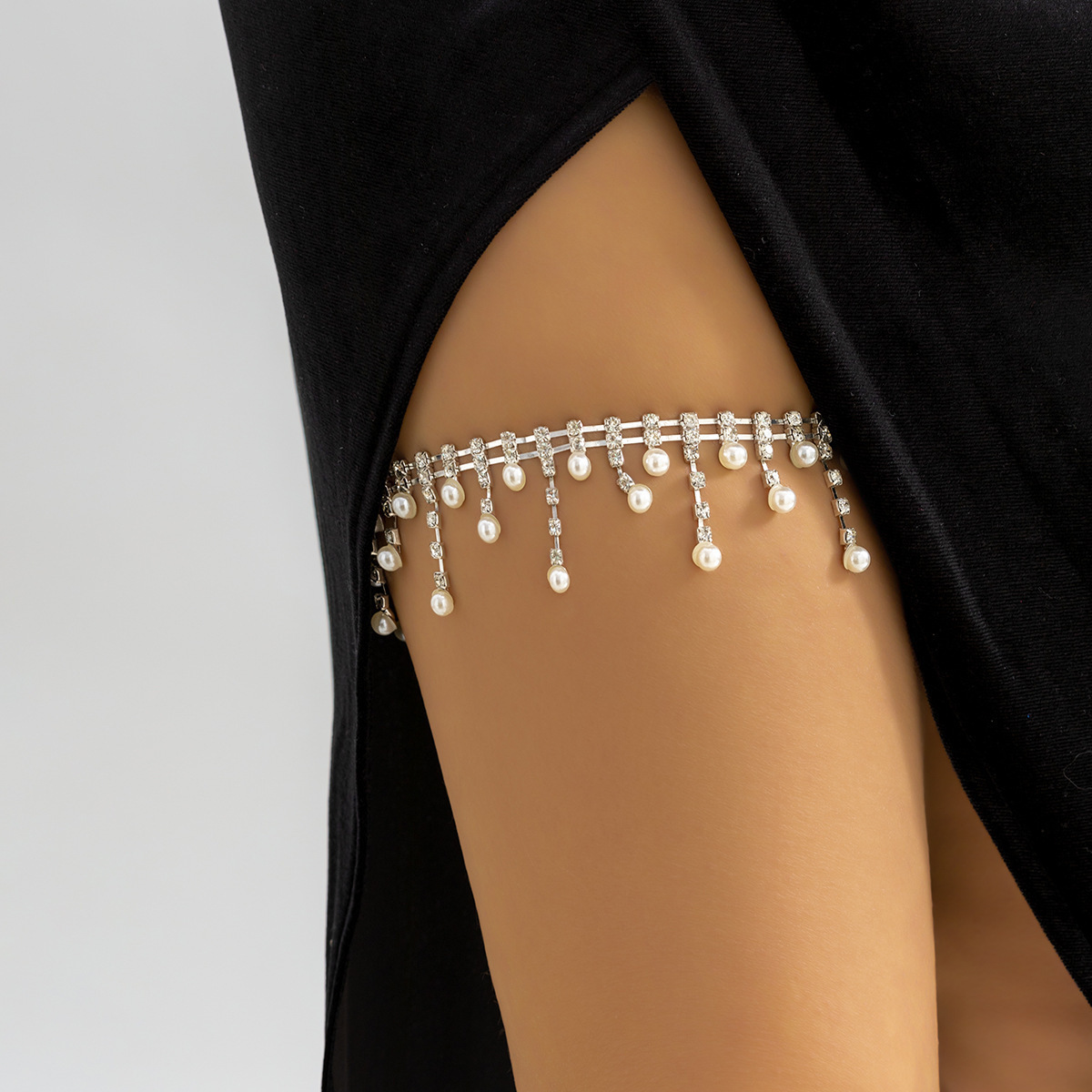 Beaded Pearl Leg Chain for Wom - Body Jewelry Thigh Chain review and price